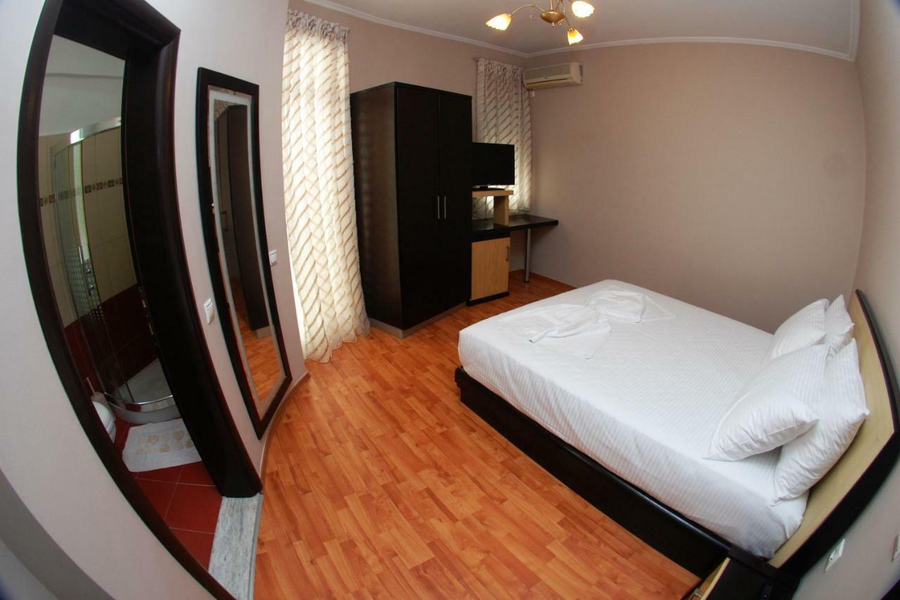 Hotel Ramo Saranda Eksteriør billede