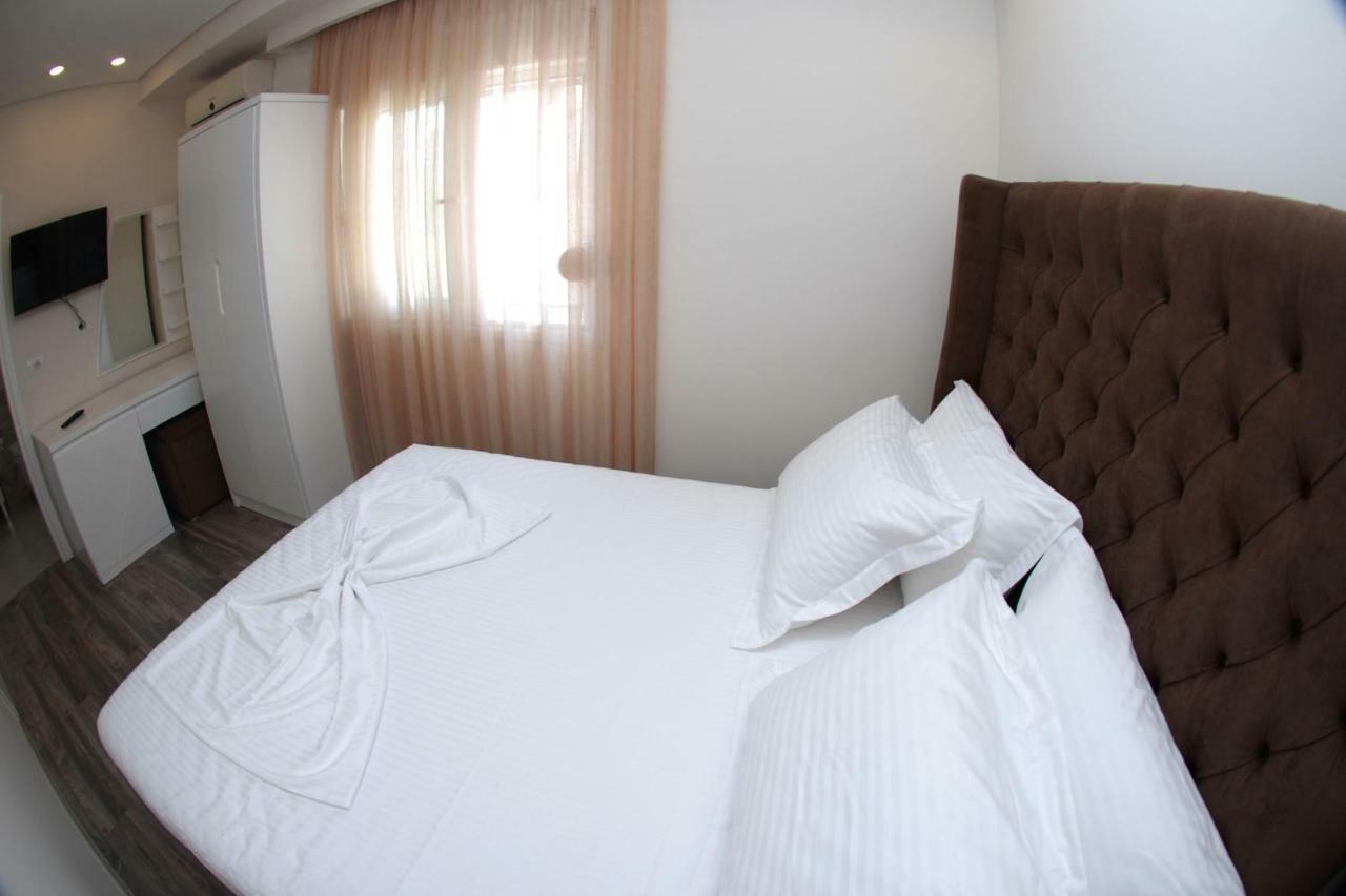 Hotel Ramo Saranda Eksteriør billede